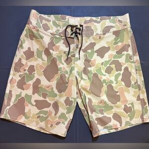 Birdwell Beach Britches Brown Green Duck Camo Boardshorts NWOT Men’s 34